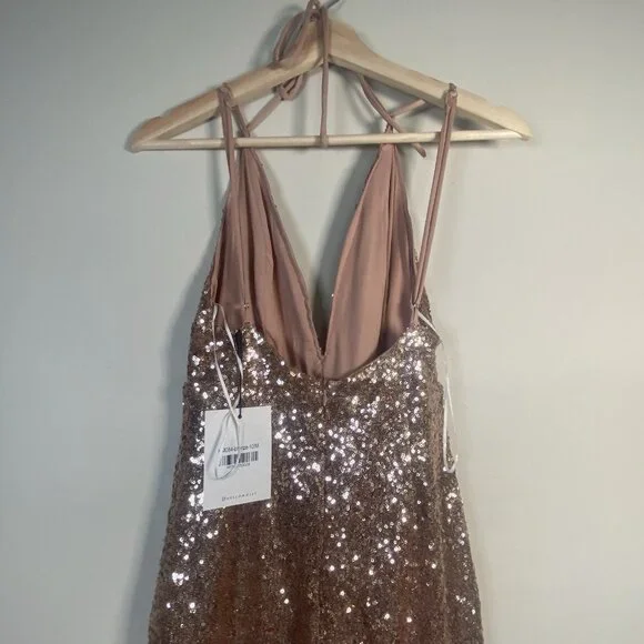 Hello Molly Sequin Halter Dress Size 6 HoCo Party Holiday Date Night Glitter NWT - Picture 9 of 12